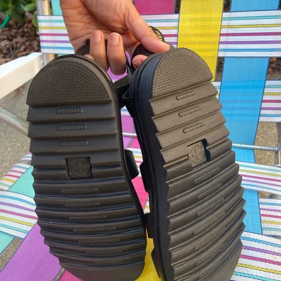 Women's Blaire Hydro Platform Sandals size 8.5 EU 39 like new - Picture 7 of 7